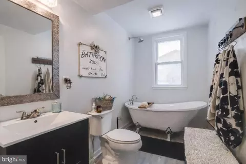 Bath - 1815 Wilson Point Rd, Middle River, MD 21220 photo 1 of 5