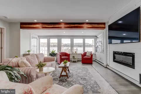 Living - 1815 Wilson Point Rd, Middle River, MD 21220 photo 1 of 3