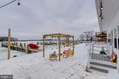 Exterior - 1815 Wilson Point Rd, Middle River, MD 21220 photo 2 of 4
