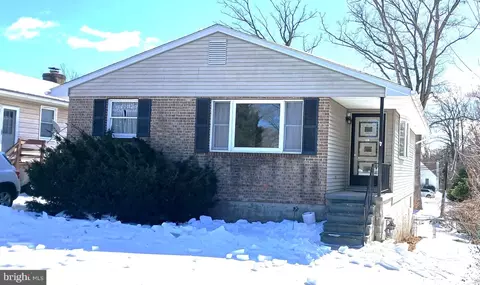 1915 Putty Hill Ave, Parkville, MD 21234