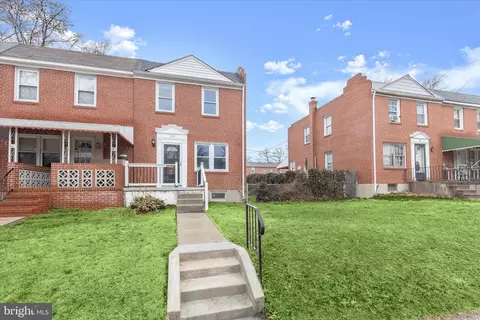 312 Leeanne Rd, Essex, MD 21221