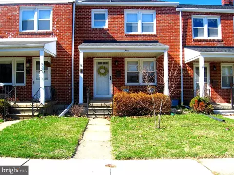 4 Wilfred Ct, Towson, MD 21204