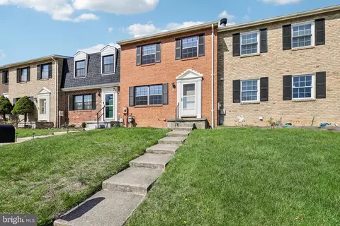4 Kimball Ridge Ct, Catonsville, MD 21228
