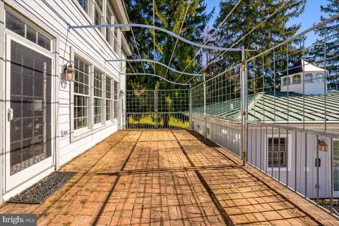 Exterior - 4513 Carroll Manor Rd, Baldwin, MD 21013 photo 5 of 14