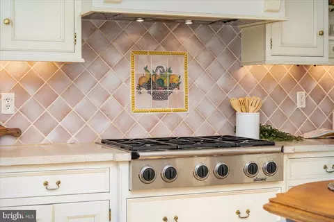 Kitchen - 4513 Carroll Manor Rd, Baldwin, MD 21013 photo 12 of 13