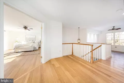 Entry Way - 4513 Carroll Manor Rd, Baldwin, MD 21013 photo 4 of 7