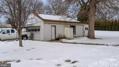 4516 E Joppa Rd, Perry Hall, MD 21128 photo 4
