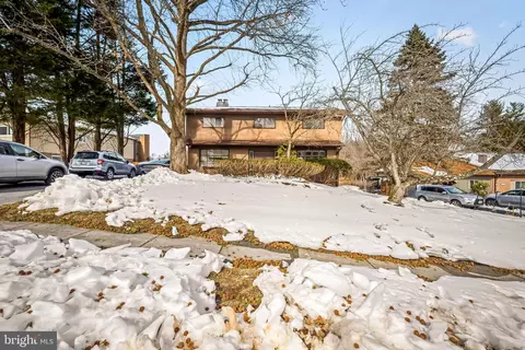 7124 Pheasant Cross Dr, Baltimore, MD 21209 photo 3