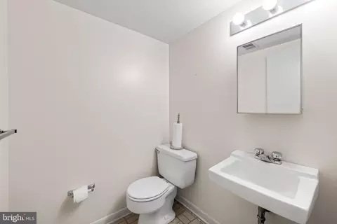 7124 Pheasant Cross Dr, Baltimore, MD 21209 photo 39