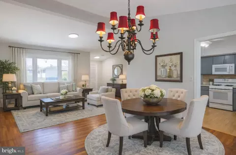 814 Woodglen Pl, Pikesville, MD 21208