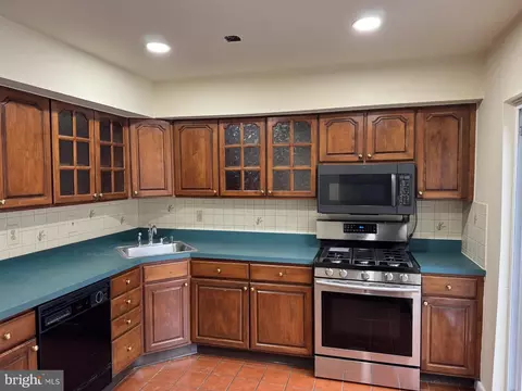 Kitchen - 224 E Burke Ave, Towson, MD 21286 photo 1 of 5