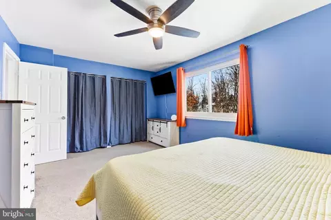 Bedroom - 6 Campton Ct, Nottingham, MD 21236 photo 4 of 4