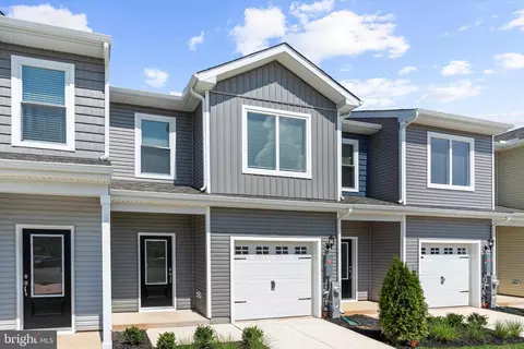 8145 Bartholomew Ct, Baltimore, MD 21206