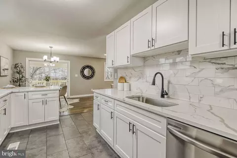 Kitchen - 5543 Lanham Way, Baltimore, MD 21206 photo 2 of 3