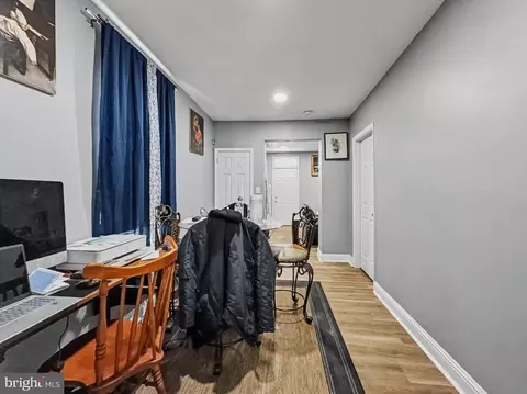 Entry Way - 5900 Hamilton Ave, Rosedale, MD 21237 photo 3 of 7