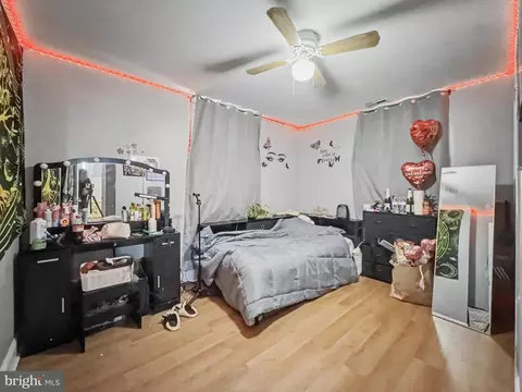 Bedroom - 5900 Hamilton Ave, Rosedale, MD 21237 photo 2 of 3