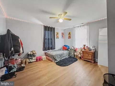Bedroom - 5900 Hamilton Ave, Rosedale, MD 21237 photo 3 of 3