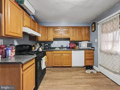 Kitchen - 5900 Hamilton Ave, Rosedale, MD 21237 photo 2 of 2
