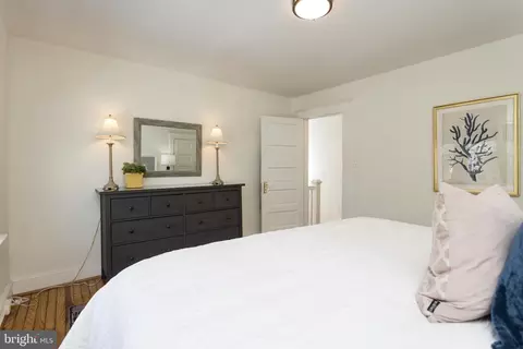 Bedroom - 625 Dunkirk Rd, Baltimore, MD 21212 photo 3 of 7