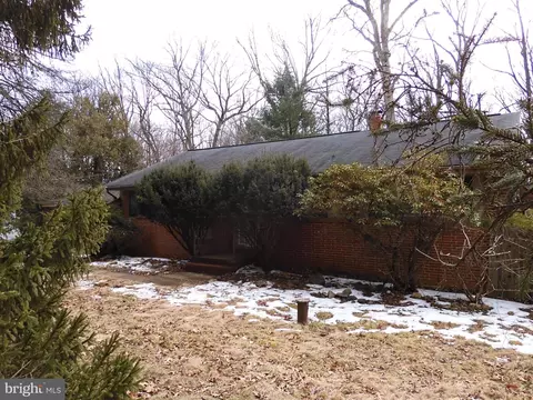 1005 Hart Rd, Towson, MD 21286 photo 2