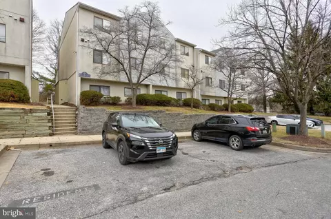 72 Ashlar Hill Ct #72, Parkville, MD 21234