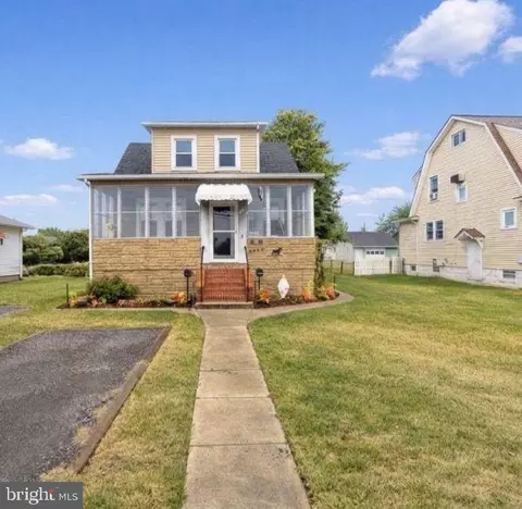 6909 N Point Rd, Sparrows Point, MD 21219