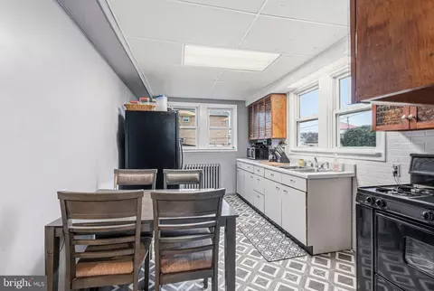 Entry Way - 6909 N Point Rd, Sparrows Point, MD 21219 photo 2 of 2
