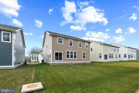 Exterior - 1201 Otter Point Ct, Middle River, MD 21220 photo 2 of 3