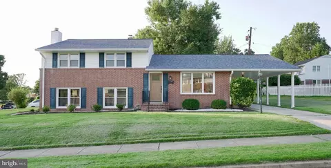 1900 Lismore Ln, Catonsville, MD 21228