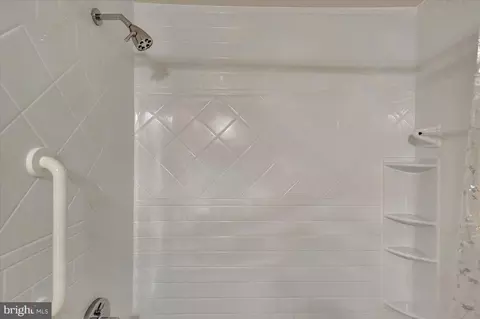 Bath - 13 Willow Path Ct, Nottingham, MD 21236 photo 1 of 2