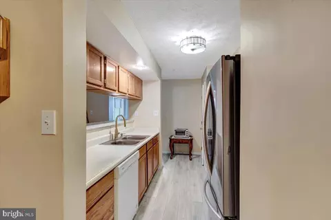 Entry Way - 13 Willow Path Ct, Nottingham, MD 21236 photo 1 of 1