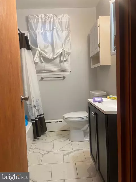 Bath - 4207 Halbert Ave, Nottingham, MD 21236 photo 1 of 1