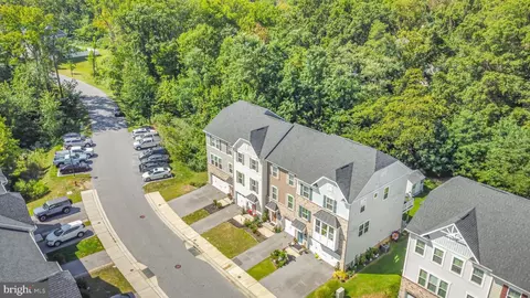 View/Area - 2906 Shaws Rd, Edgemere, MD 21219 photo 3 of 7