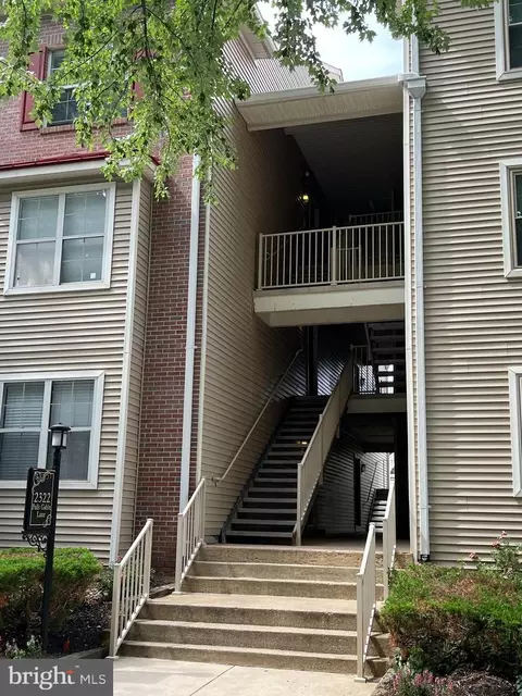 2322 J Falls Gable Ln #J, Baltimore, MD 21209