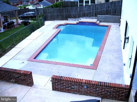 1214 48th St, Dundalk, MD 21222