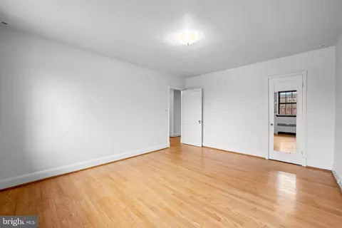 Bedroom - 111 Dunkirk Rd, Baltimore, MD 21212 photo 1 of 5