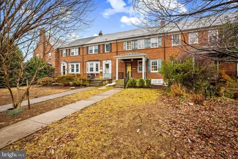 Exterior - 111 Dunkirk Rd, Baltimore, MD 21212 photo 2 of 5