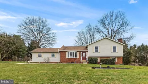 3 Apple Valley Ct, Parkton, MD 21120