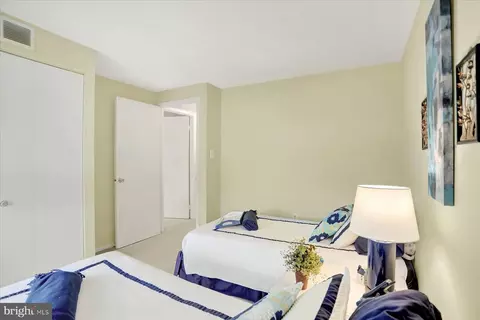 Bedroom - 9228 Bowline Rd, Nottingham, MD 21236 photo 4 of 8