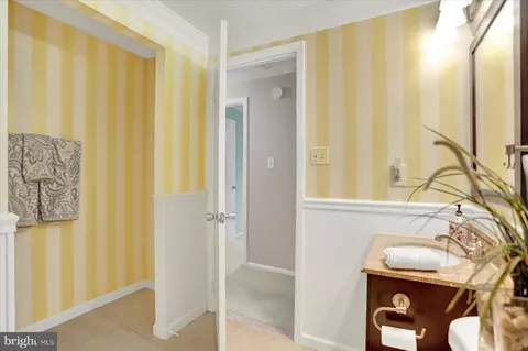 Entry Way - 9228 Bowline Rd, Nottingham, MD 21236 photo 2 of 2