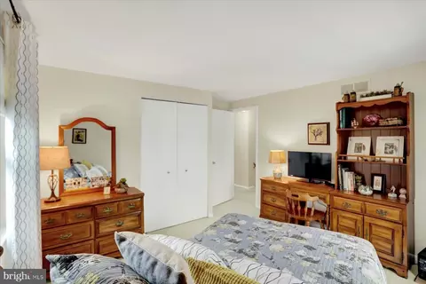 Bedroom - 9228 Bowline Rd, Nottingham, MD 21236 photo 6 of 8