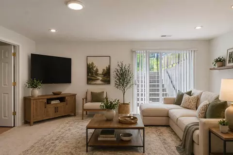 Living - 39 Stridesham Ct, Baltimore, MD 21209 photo 1 of 6
