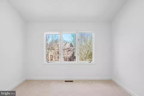 Bedroom - 39 Stridesham Ct, Baltimore, MD 21209 photo 3 of 7