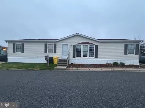 3202 Foxglove Ln, Middle River, MD 21220