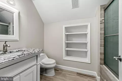 Bath - 14002 Fox Run Ct, Phoenix, MD 21131 photo 3 of 5