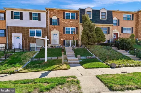 7 Drawbridge Ct, Catonsville, MD 21228