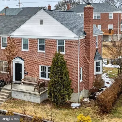 8122 Glen Gary Rd, Towson, MD 21286