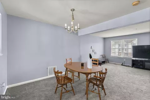 4008 Cutty Sark Rd, Middle River, MD 21220 photo 10