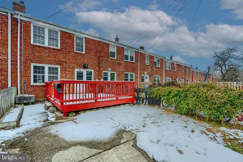 Exterior - 146 Dumbarton Rd, Baltimore, MD 21212 photo 5 of 6