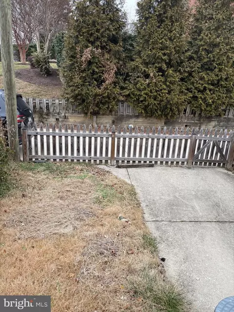 Exterior - 146 Dumbarton Rd, Baltimore, MD 21212 photo 6 of 6